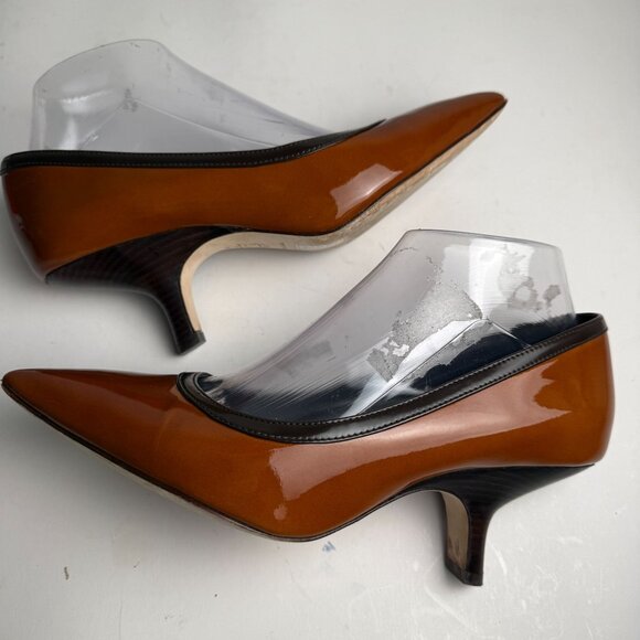 Tory Burch Angle Pointed Toe Pumps Patent Leather Tan Chocolate Size 8M Preppy - Picture 11 of 13